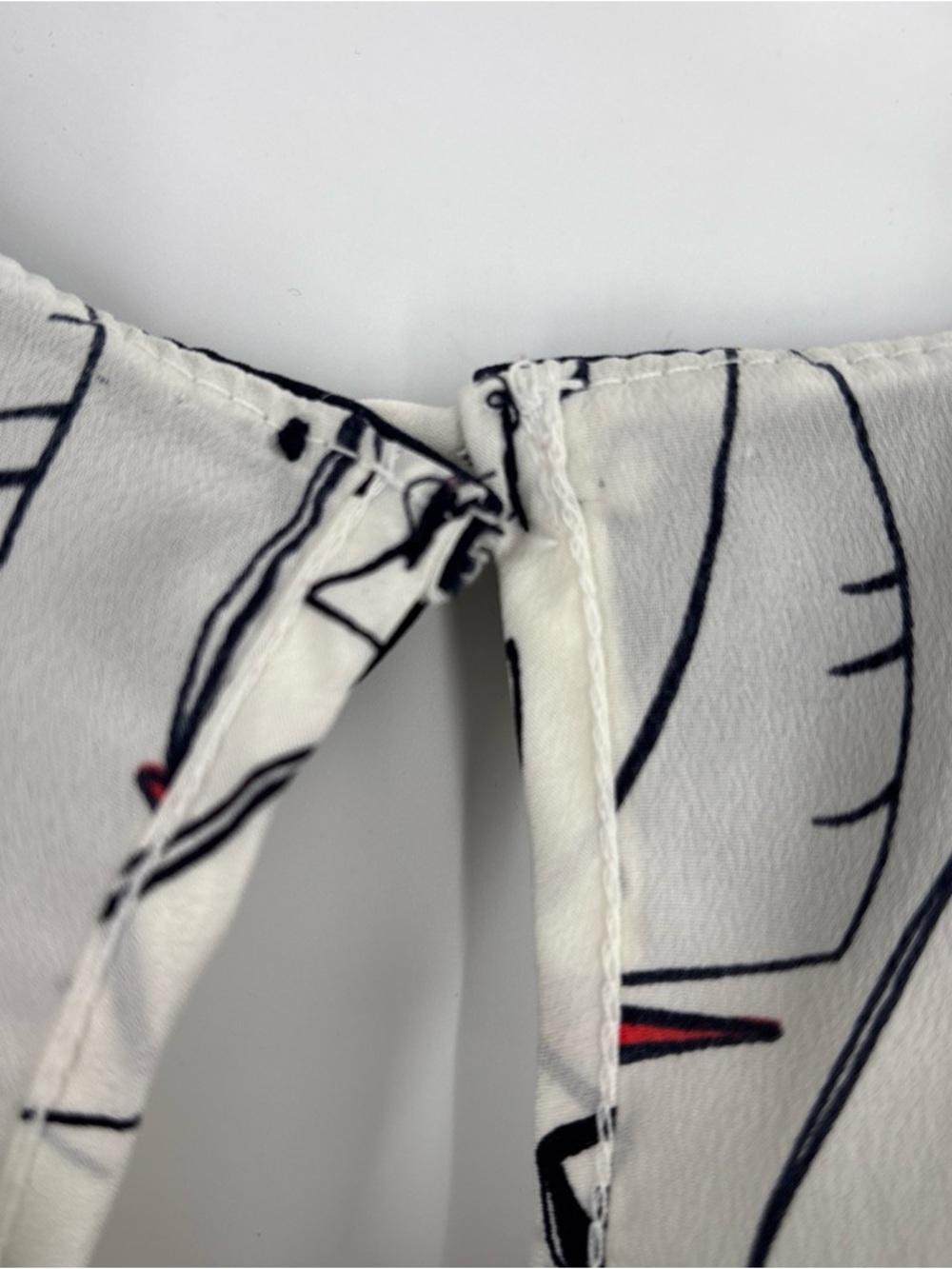 Sz XL plus sizes Forever 21 Navy and White Sailboat Print Blouse broken button - Picture 5 of 16